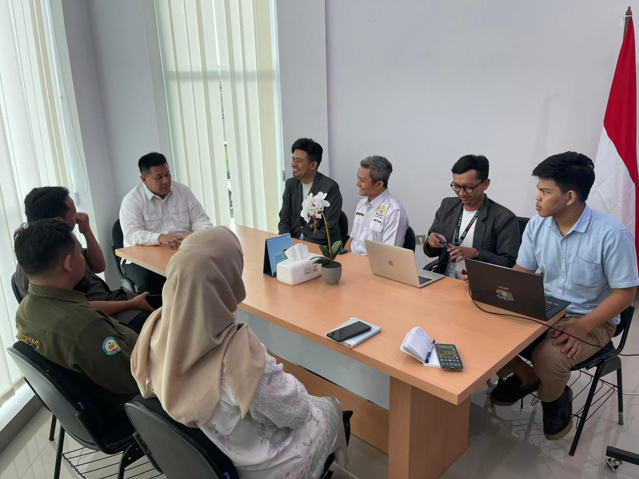Pembahasan Implementasi Kerjasama dengan Ketua Kadin Kota Tasikmalaya